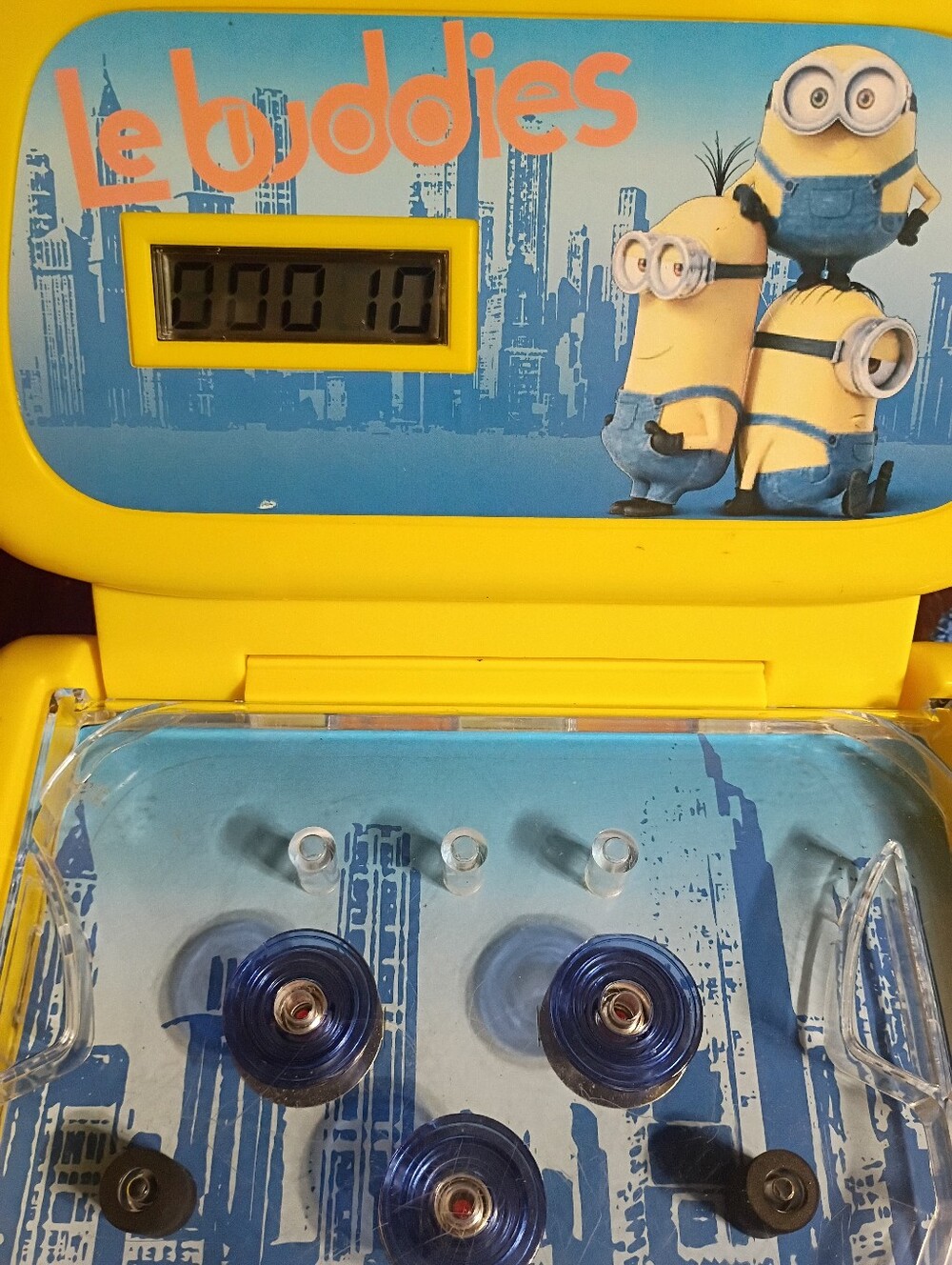 Minions Tabletop Pinball Game Yellow Le Buddies Illumination Entertainment . - Picture 8 of 8